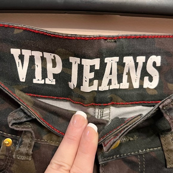 VIP JEANS Women’s Size 4 Camo Pants - Picture 3 of 6